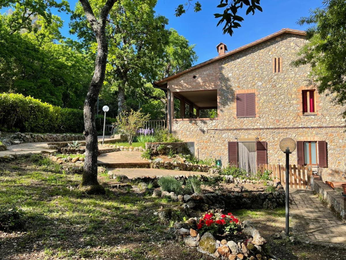 Villa Lilia By Let Siena Exterior photo