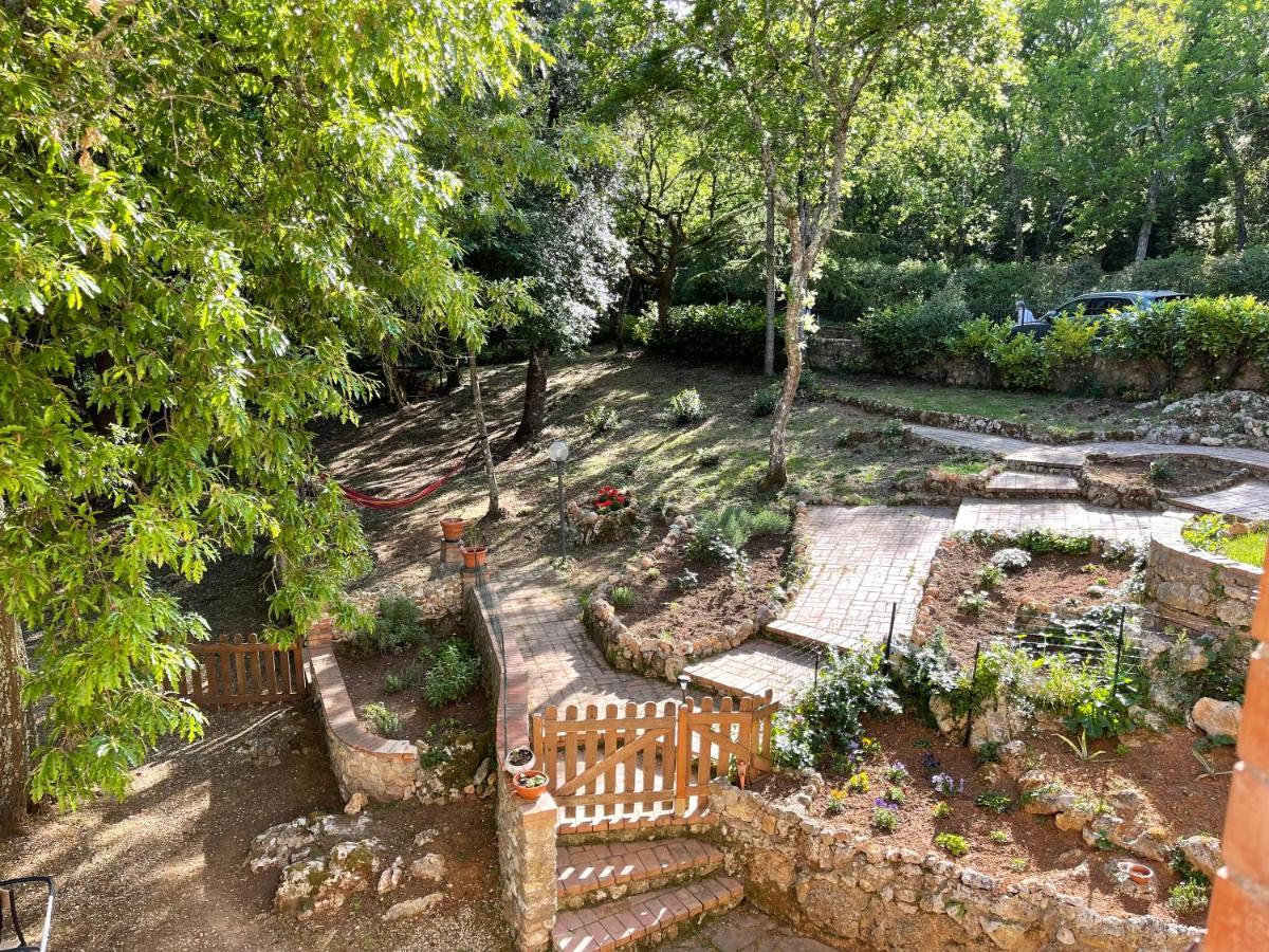 Villa Lilia By Let Siena Exterior photo