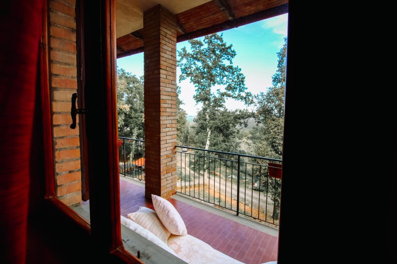 Villa Lilia By Let Siena Exterior photo